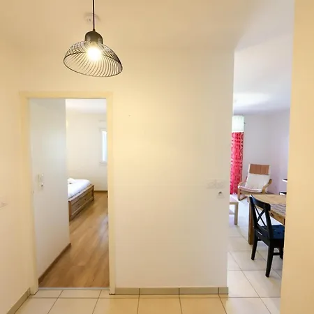 Le Discret T2 Aux Portes De La Vieille Apartment *